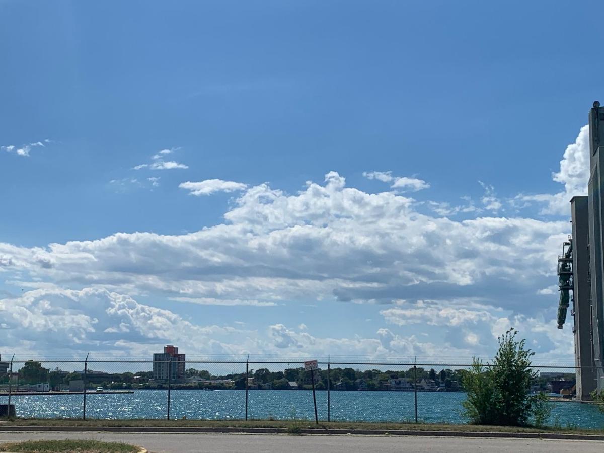 Days Inn By Wyndham Sarnia Harbourfront Luaran gambar