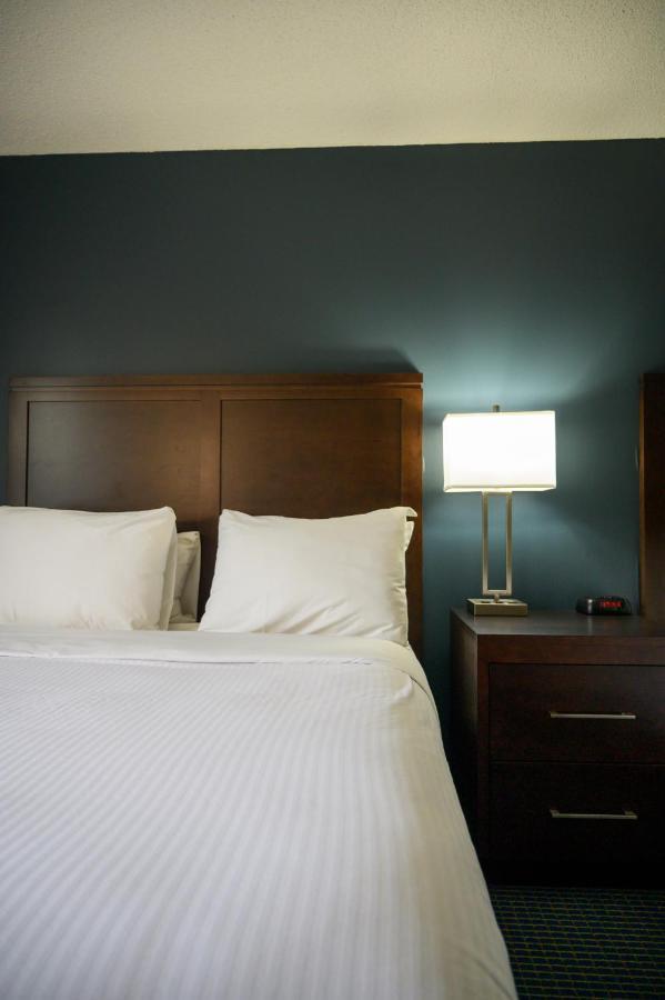 Days Inn By Wyndham Sarnia Harbourfront Luaran gambar
