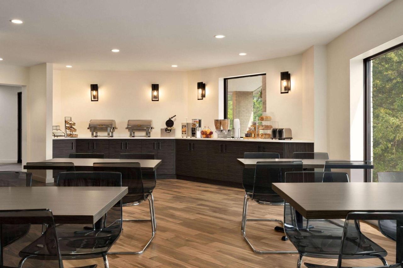 Days Inn By Wyndham Sarnia Harbourfront Luaran gambar