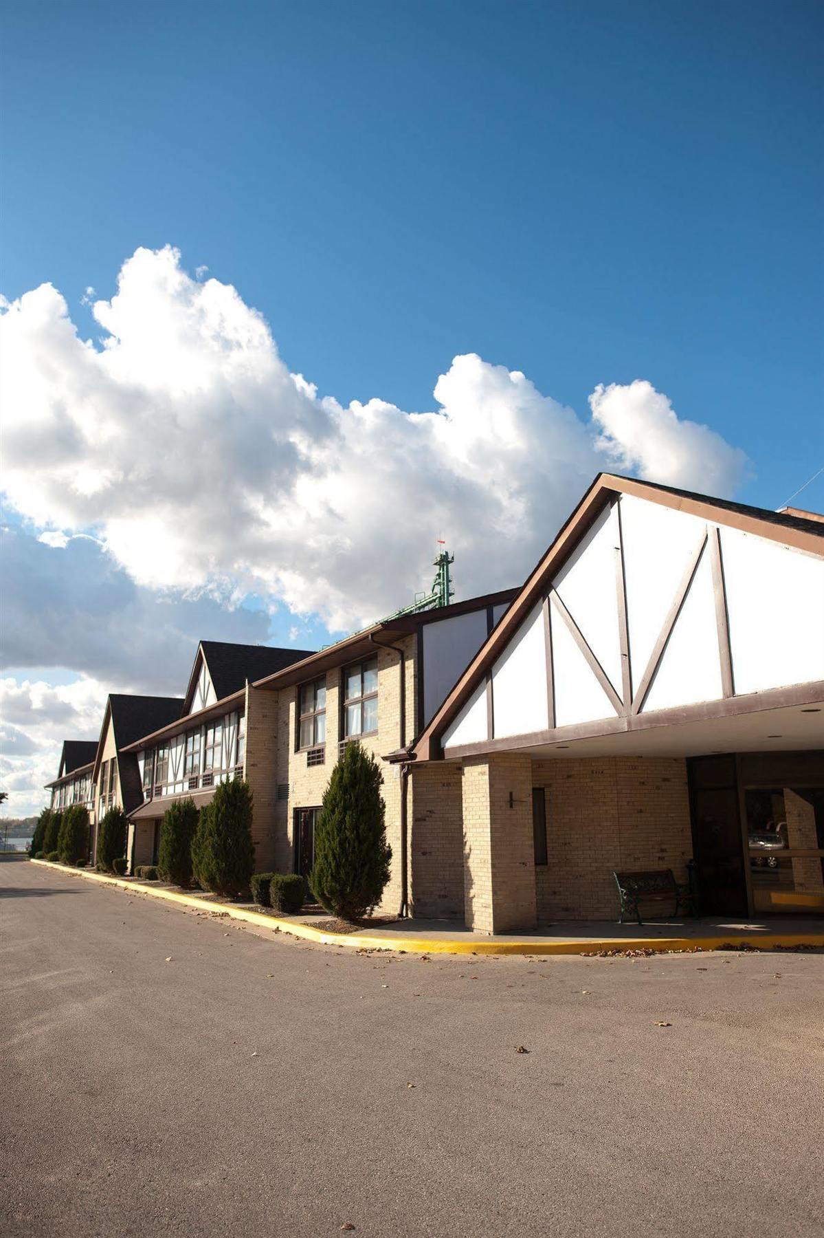 Days Inn By Wyndham Sarnia Harbourfront Luaran gambar